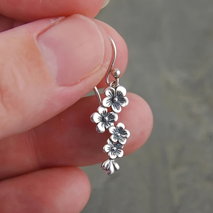 Vintage Daisy Drop Earrings