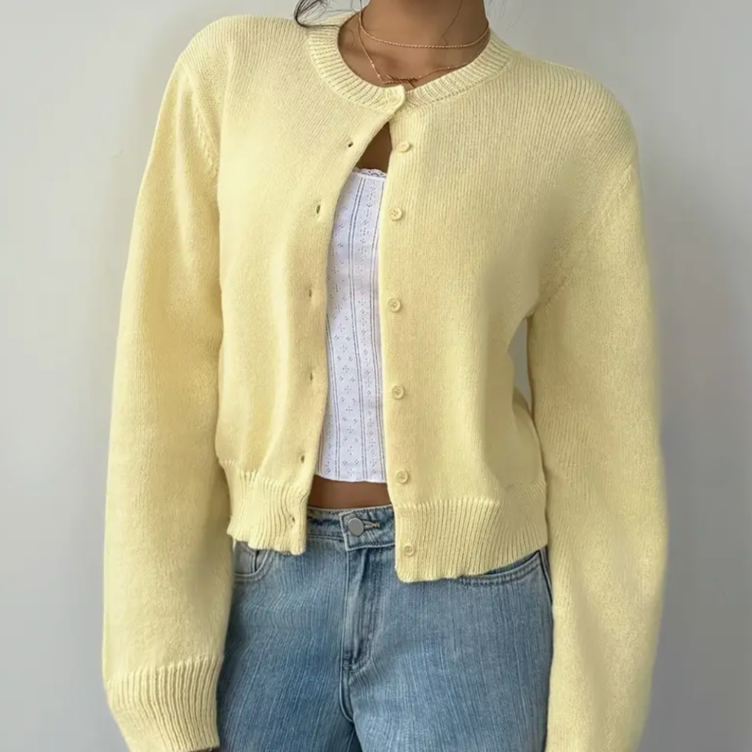 Rosie | Chic Cropped Button Cardigan – Cozy Knit for Everyday Style
